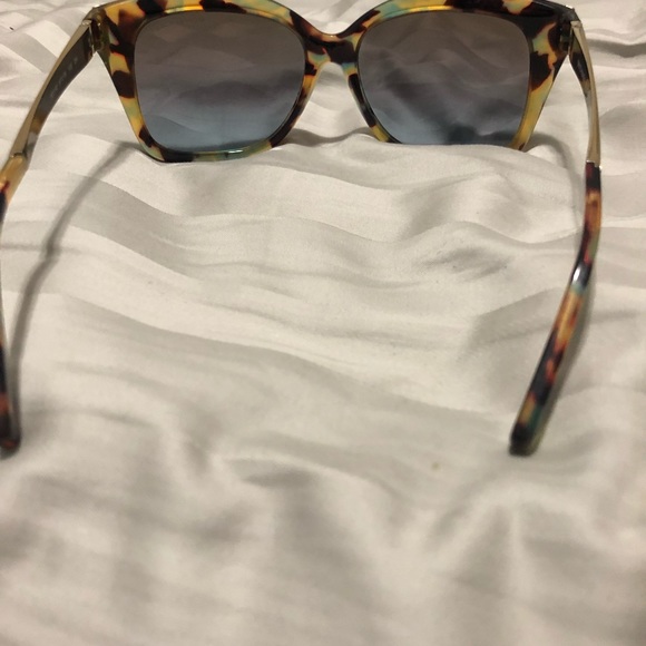 Michael Kors oversized sunglasses - Picture 3 of 4